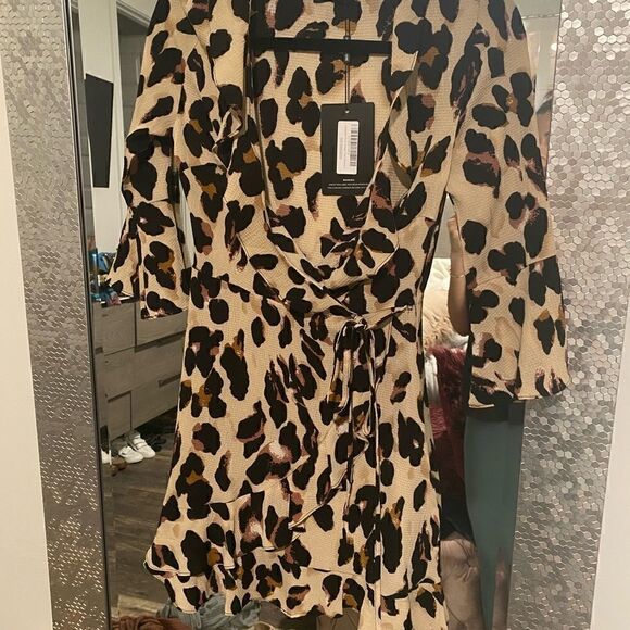 [prettylittlething] BNWT leopard print wrap tea dress #1 - Picture 4 of 13